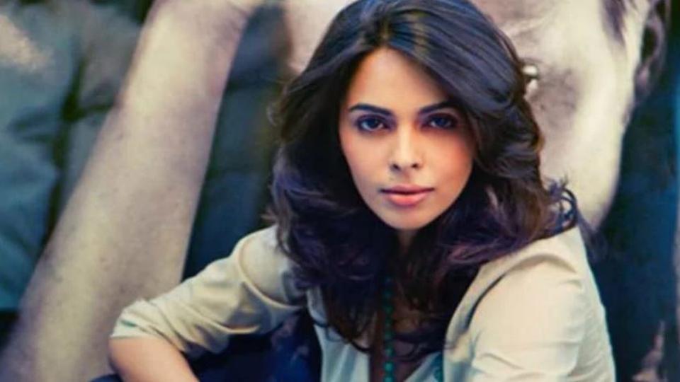 আমার দ্বারা মা হওয়া হবে না: মল্লিকা শেরাওয়াত