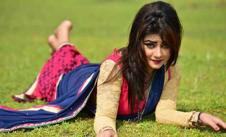 প্রেমে পড়লে শরীরে যে ৬টি পরিবর্তন ঘটে?