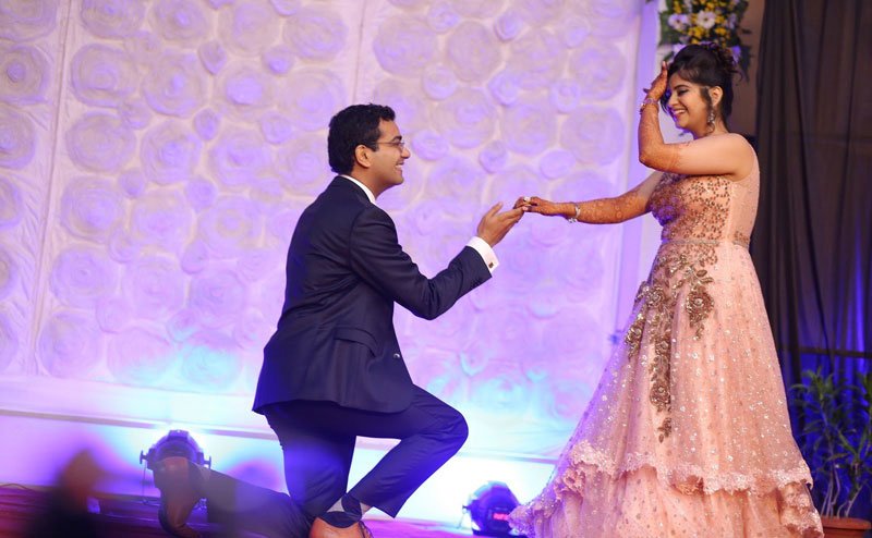 পুরুষেরা যে কারণে কম বয়সী নারীদের বিয়ে করতে চায়!