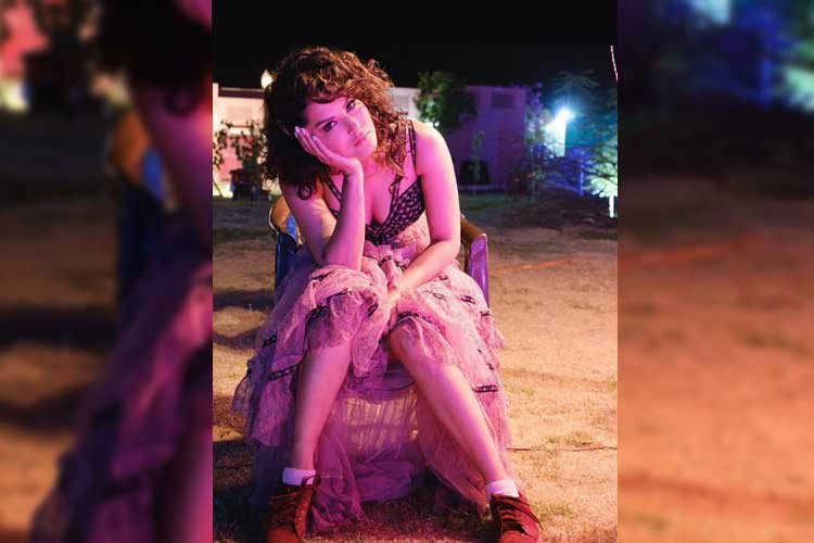 'ট্রোলিংকে পাত্তা দিই না, পোশাক পরি নিজের ইচ্ছা মতো'