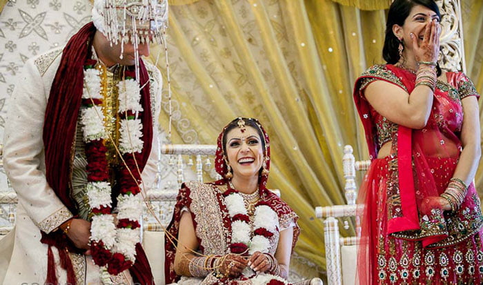 প্রেম করে বিয়ে করতে গেলে যে ৭টি ঝামেলায় আপনাকে পড়তে হবে