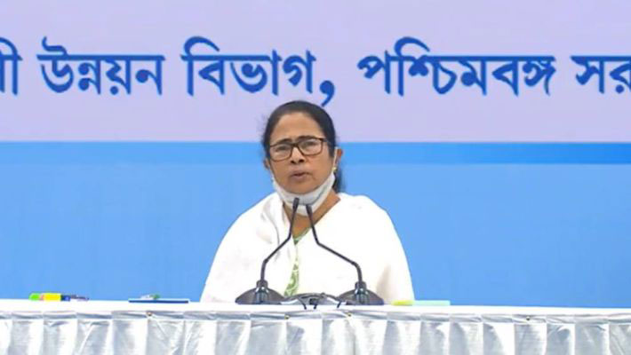 করোনা নিয়ন্ত্রণে, কমিশনের উচিত এখনই নির্বাচনের দিন ঘোষণা করা : মমতা বন্দ্যোপাধ্যায় - West Bengal News 24