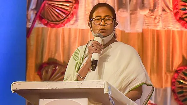 Mamata Banerjee : বিজয়ার শুভেচ্ছার সঙ্গে তৃণমূল জনপ্রতিনিধিদের সংযত থাকার বিশেষ বার্তা তৃণমূল সুপ্রিমো মমতার! - West Bengal News 24