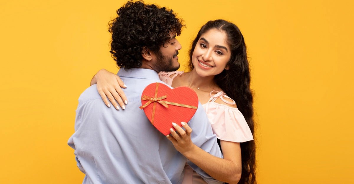 Benefits of Hugging for Mental Health : আলিঙ্গন করলে যেসব উপকার হয় - West Bengal News 24 Benefits of Hugging for Mental Health : আলিঙ্গন করলে যেসব উপকার হয় - West Bengal News 24