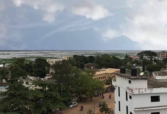 বিশ্বের যে ১০টি জায়গায় বেশি হানা দেয় জলদস্যুরা - West Bengal News 24 বিশ্বের যে ১০টি জায়গায় বেশি হানা দেয় জলদস্যুরা - West Bengal News 24