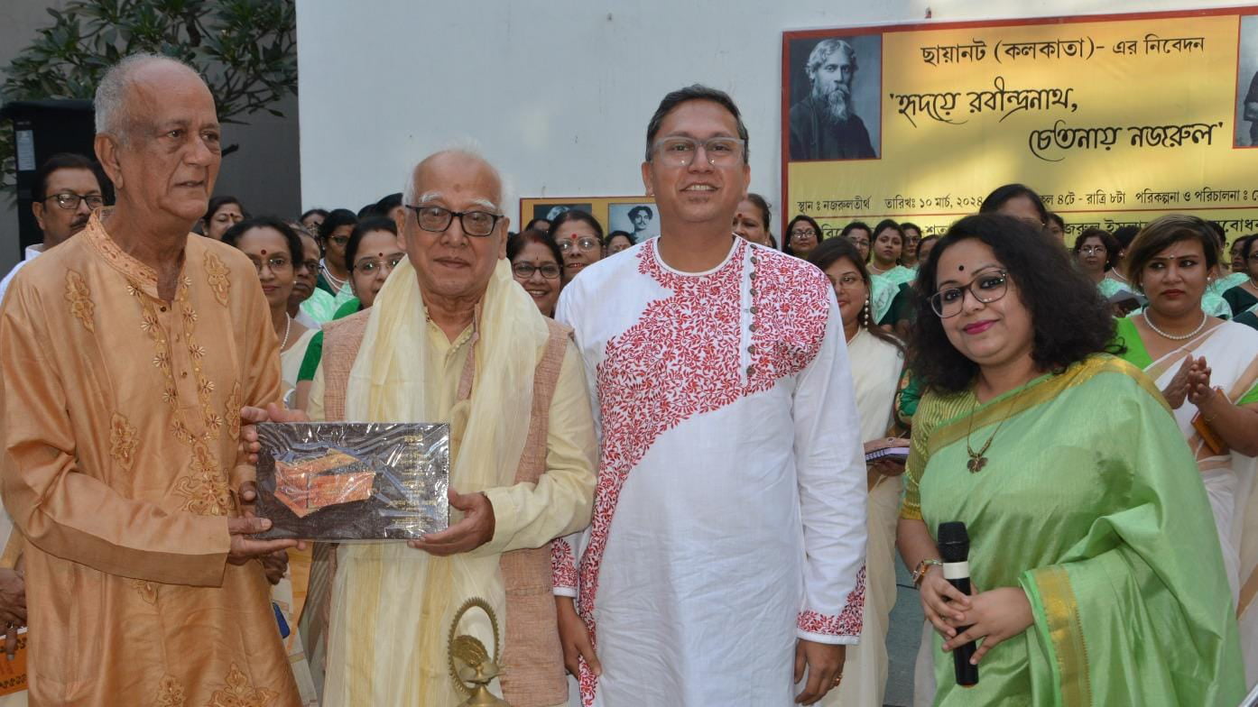 নিউটাউন নজরুলতীর্থে ছায়ানট (কলকাতা) – এর উদ্যোগে অনুষ্ঠিত হল ‘হৃদয়ে রবীন্দ্রনাথ, চেতনায় নজরুল’ - West Bengal News 24