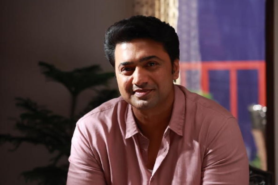 “আমার পিঠেও ছু্রি মারা হয়েছিল ! ” তাহলে সাফল্যের নেপথ্যে রহস্য কী ? খোলসা করলেন দেব - West Bengal News 24