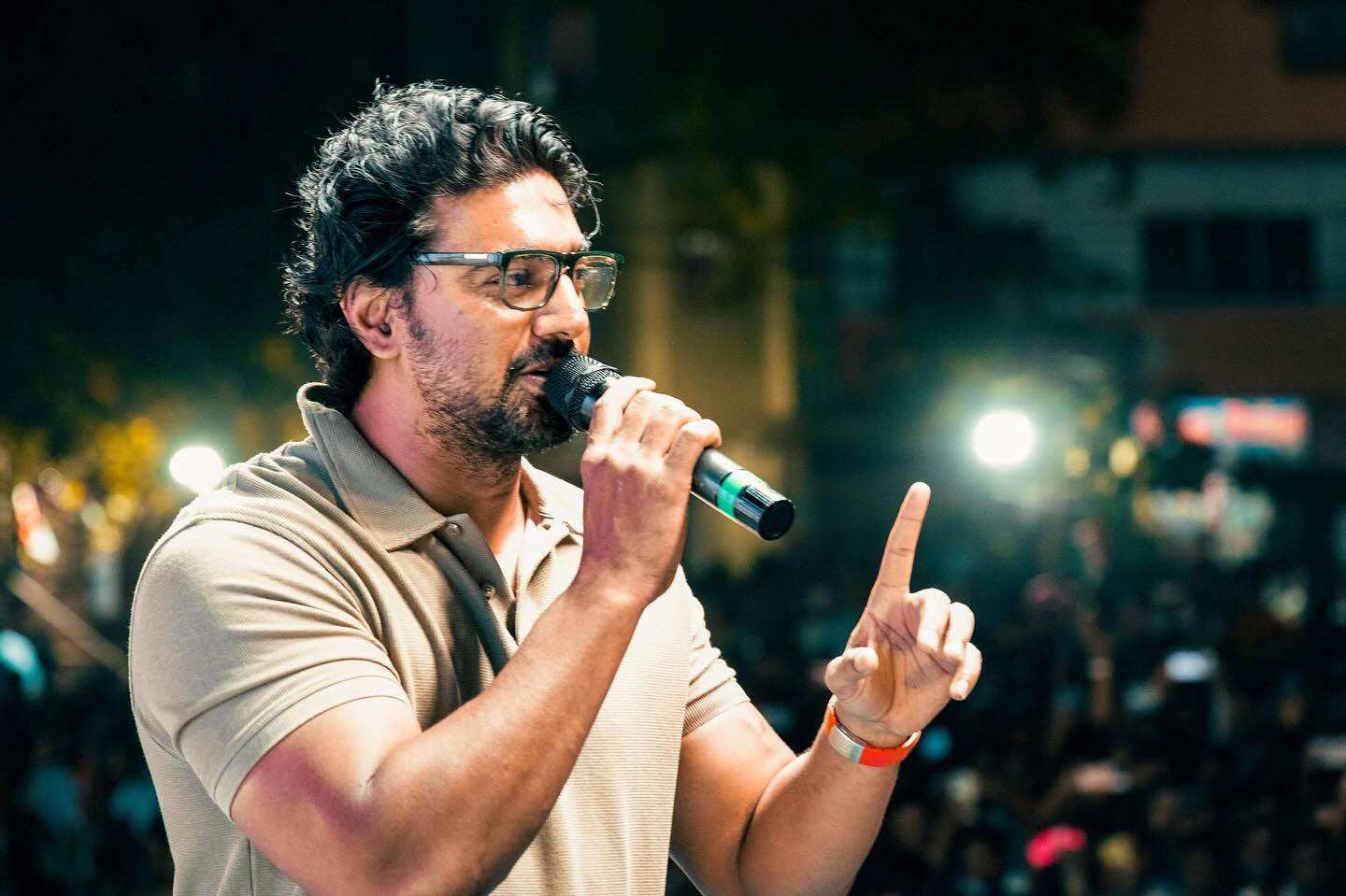 ‘জয় শ্রীরাম’ স্লোগান – বাগডোগরা বিমানবন্দরে মোক্ষম জবাব দিলেন তৃণমূল প্রার্থী Dev - West Bengal News 24
