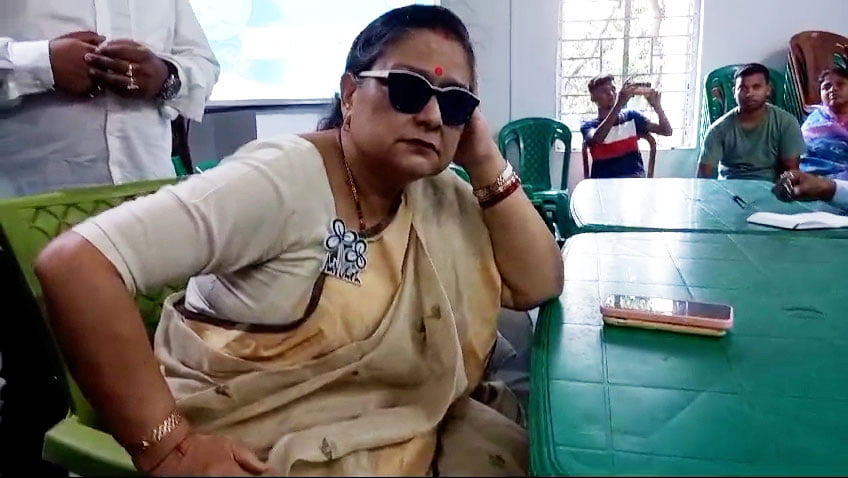 Kakoli Ghosh Dastidar : পথ দুর্ঘটনার কবলে কাকলি ঘোষ দস্তিদার, মাথায় গুরুতর চোট - West Bengal News 24 Kakoli Ghosh Dastidar : পথ দুর্ঘটনার কবলে কাকলি ঘোষ দস্তিদার, মাথায় গুরুতর চোট - West Bengal News 24