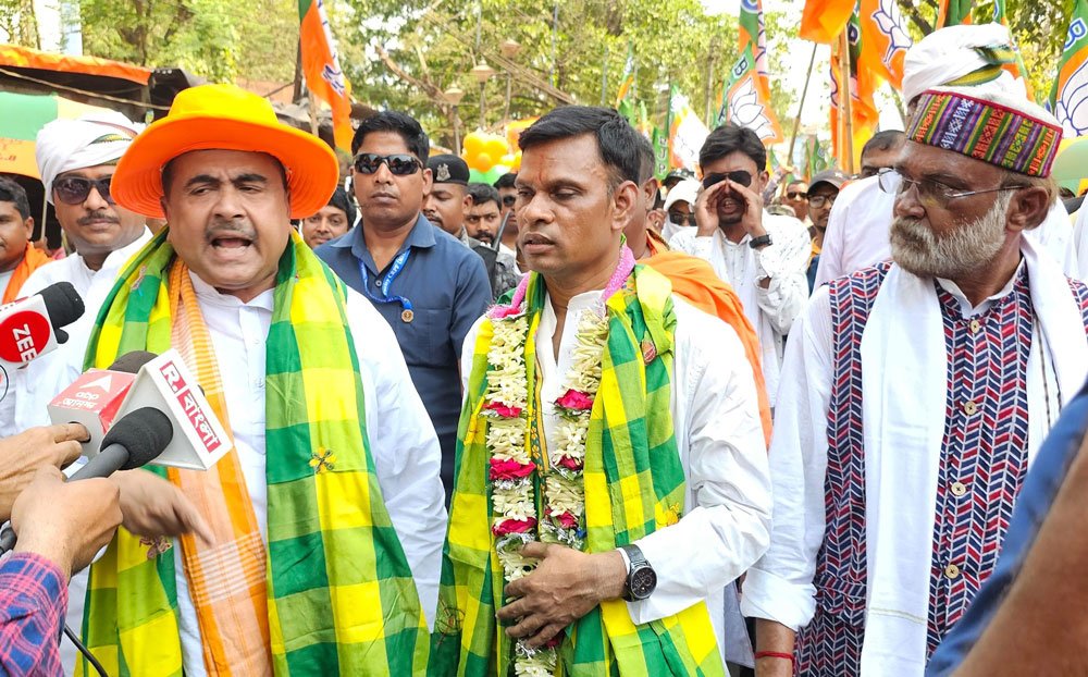 বিজেপি প্রার্থীর মনোনয়নের শোভাযাত্রায় শুভেন্দু, বললেন ঝাড়গ্রাম আসন আমার চাই - West Bengal News 24