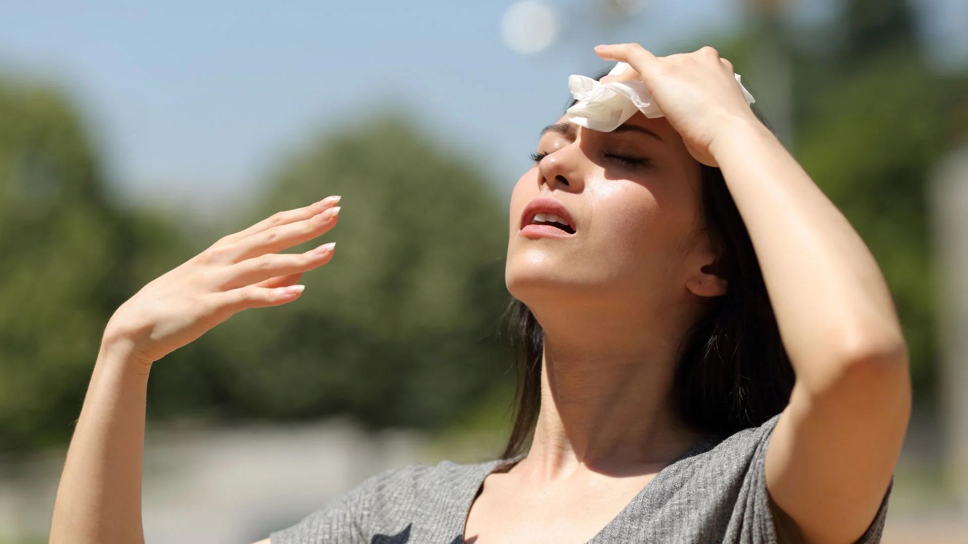 Heat Stroke Symptoms : আপনি হিট স্ট্রোকের ঝুঁকিতে নেই তো? বুঝবেন যেভাবে - West Bengal News 24