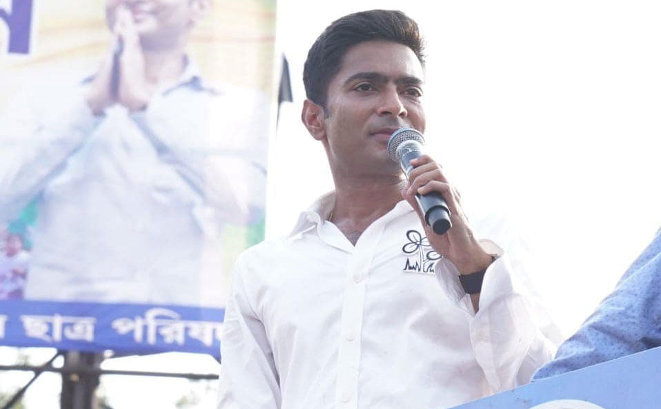 “এমন নির্লজ্জ দল দেখেছেন ?” মনোনয়ন দিয়ে বিজেপিকে চাঁচাছোলা আক্রমণ অভিষেকের - West Bengal News 24