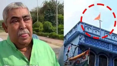 Anubrata Mondal : তিহারে বন্দি অনুব্রত ! কিন্তু কেষ্টর বাড়ির ছাদে উড়ছে ‘জয় শ্রীরাম’ পতাকা , কে লাগাল ? - West Bengal News 24