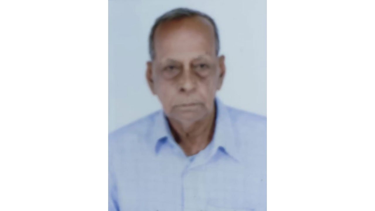 জীবিত বৃদ্ধের নাম বাদ ভোটার তালিকা থেকে, কমিশনে অভিযোগ - West Bengal News 24