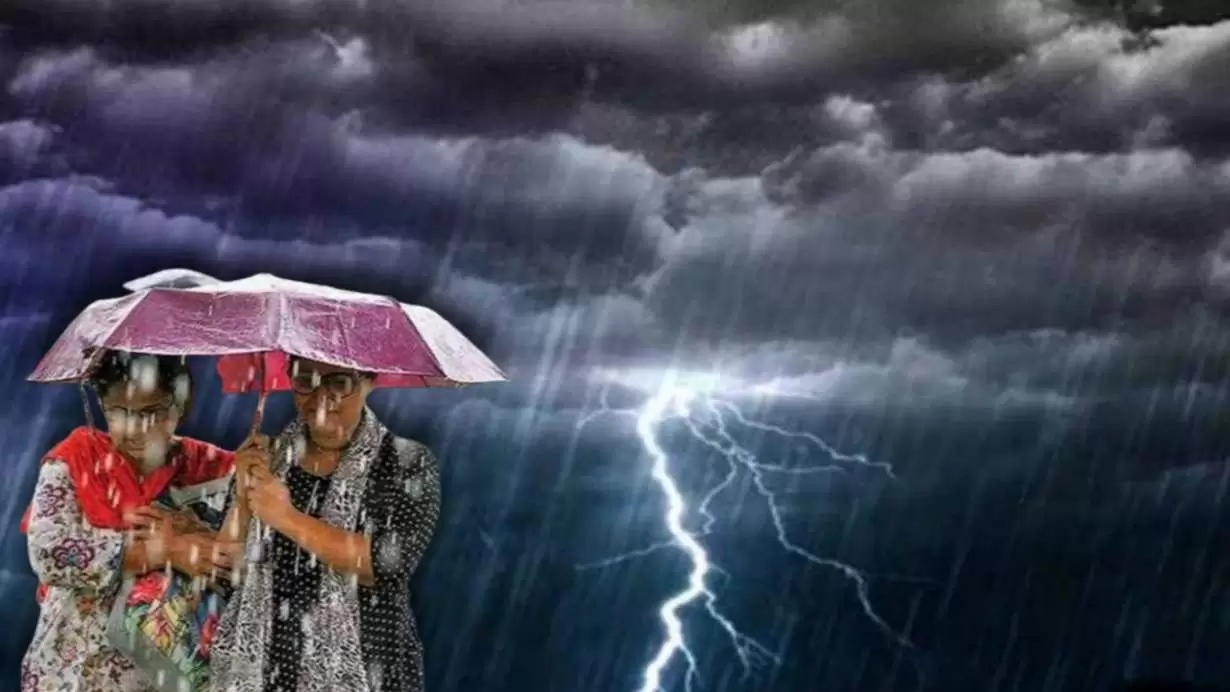 Weather Update : ক্ষণে ক্ষণে বজ্রাঘাতের আশঙ্কা! দক্ষিণ ২৪ পরগনায় ধেয়ে আসছে বজ্র-বিদ্যুৎ সহ প্রবল ঝড়বৃষ্টি - West Bengal News 24