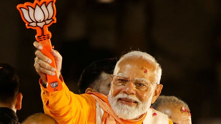 Narendra Modi : প্রত্যাশামত জিতলেন মোদী – প্রাপ্ত ভোট ৬ লক্ষ ১২ হাজার ৯৭০ - West Bengal News 24 Narendra Modi : প্রত্যাশামত জিতলেন মোদী – প্রাপ্ত ভোট ৬ লক্ষ ১২ হাজার ৯৭০ - West Bengal News 24