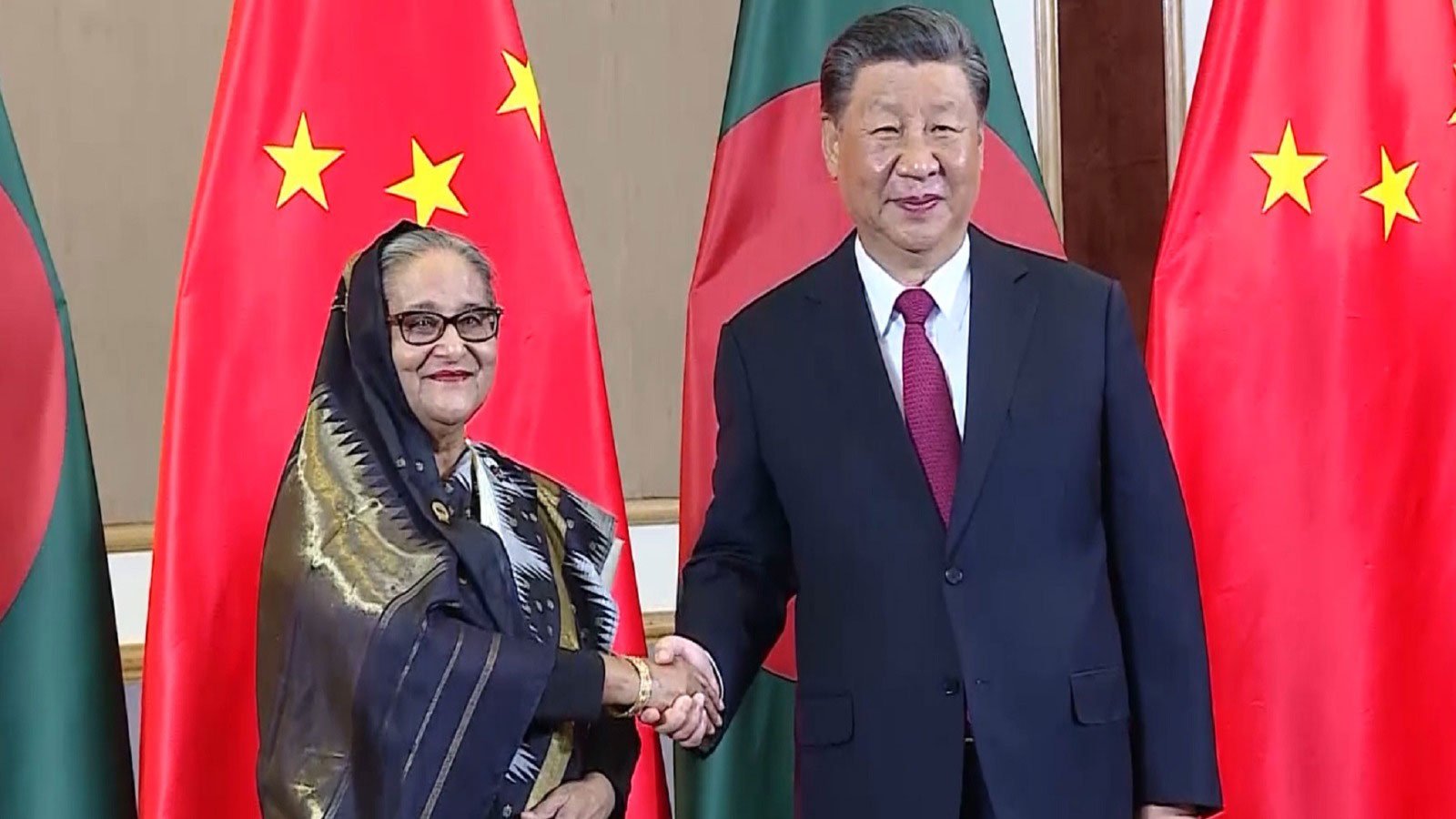 বেজিংয়ে চিনা প্রেসিডেন্ট শি জিনপিংয়ের সঙ্গে বৈঠকে শেখ হাসিনা, চাপ বাড়বে ভারতের ? - West Bengal News 24