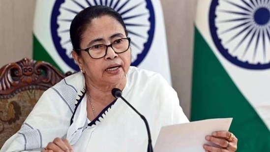 নিহত মহিলা চিকিৎসকের বাবার সঙ্গে কথা মুখ্যমন্ত্রীর, ম্যাজিস্ট্রেট পর্যায়ের তদন্তের নির্দেশ - West Bengal News 24