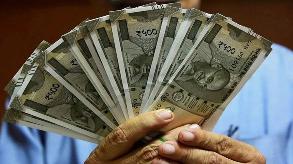 8th Pay Commission : কেন্দ্রীয় সরকারি কর্মচারীদের জন্য নতুন সুখবর: ডিএ বৃদ্ধি এবং অষ্টম বেতন কমিশনের আশা - West Bengal News 24