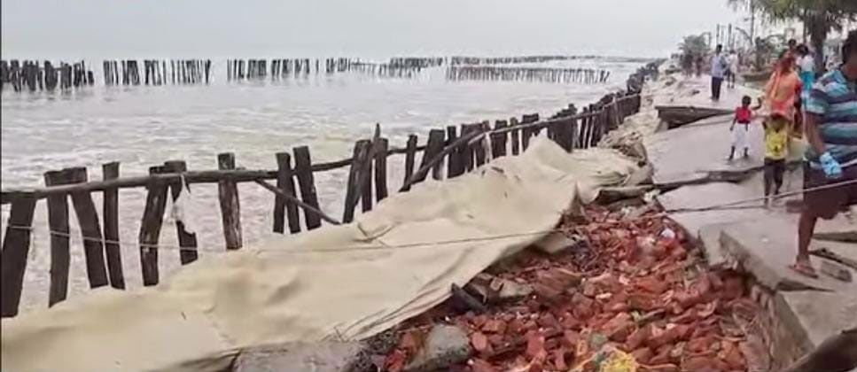 Cyclone Dana Updates : সাইক্লোন ‘ডানার’ ঝাপটায় লণ্ডভণ্ড হবে বাংলা ? প্রস্তুত NDRF, খুলে গেল কন্ট্রোলরুম - West Bengal News 24