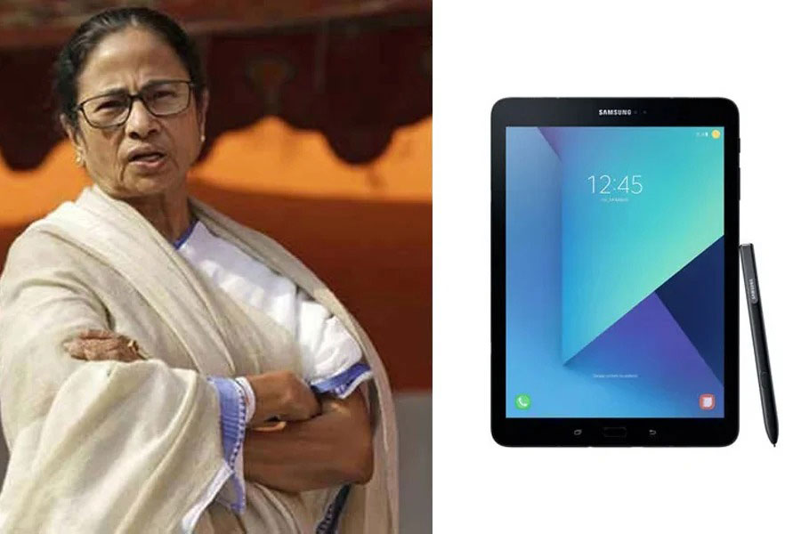 পড়ুয়াদের ট্যাবের টাকা অন্য অ্যাকাউন্টে! তদন্তের নির্দেশ মুখ্যমন্ত্রীর - West Bengal News 24
