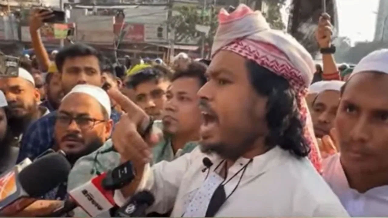 “ভারতকে টুকরো করে মানচিত্র বদলে দেব” – হুমকি বাংলাদেশী মৌলবাদী নেতার - West Bengal News 24