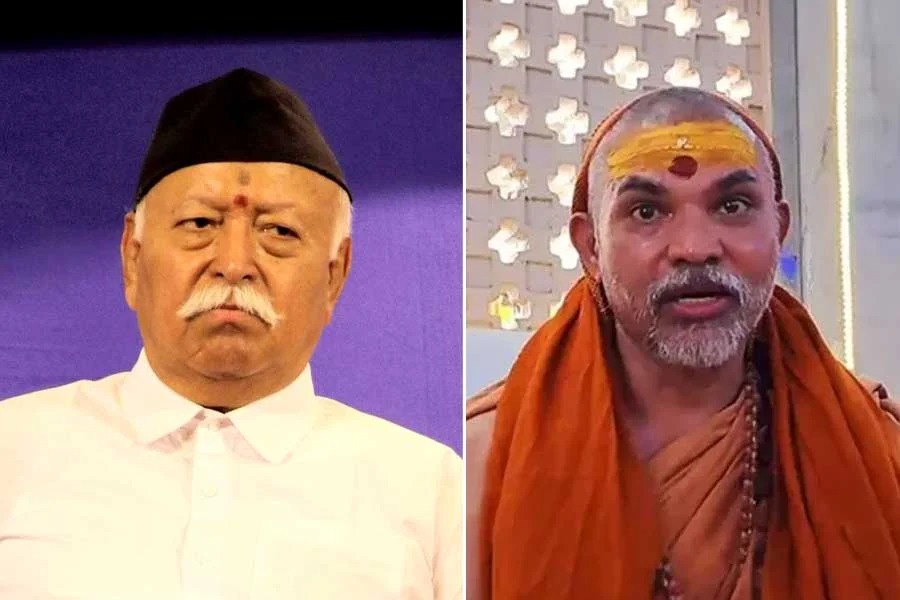 ‘হিন্দুদের যন্ত্রণা বুঝতে পারছেন না আরএসএস প্রধানই!’ মোহন ভাগবতকে নিশানা করলেন শঙ্করাচার্য - West Bengal News 24