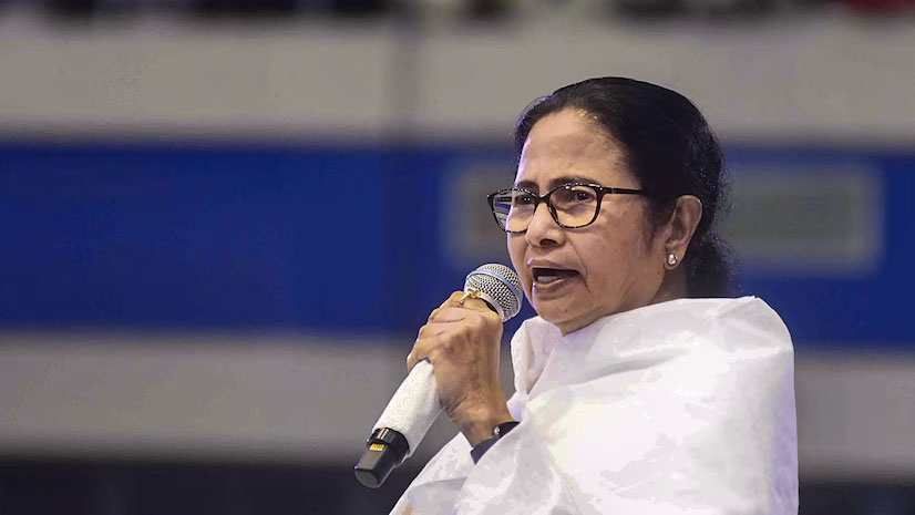 রাজডাঙা খেলার মাঠে সূচনা, মমতার লেখা-সুর করা গানের কনসার্ট কসবায় - West Bengal News 24