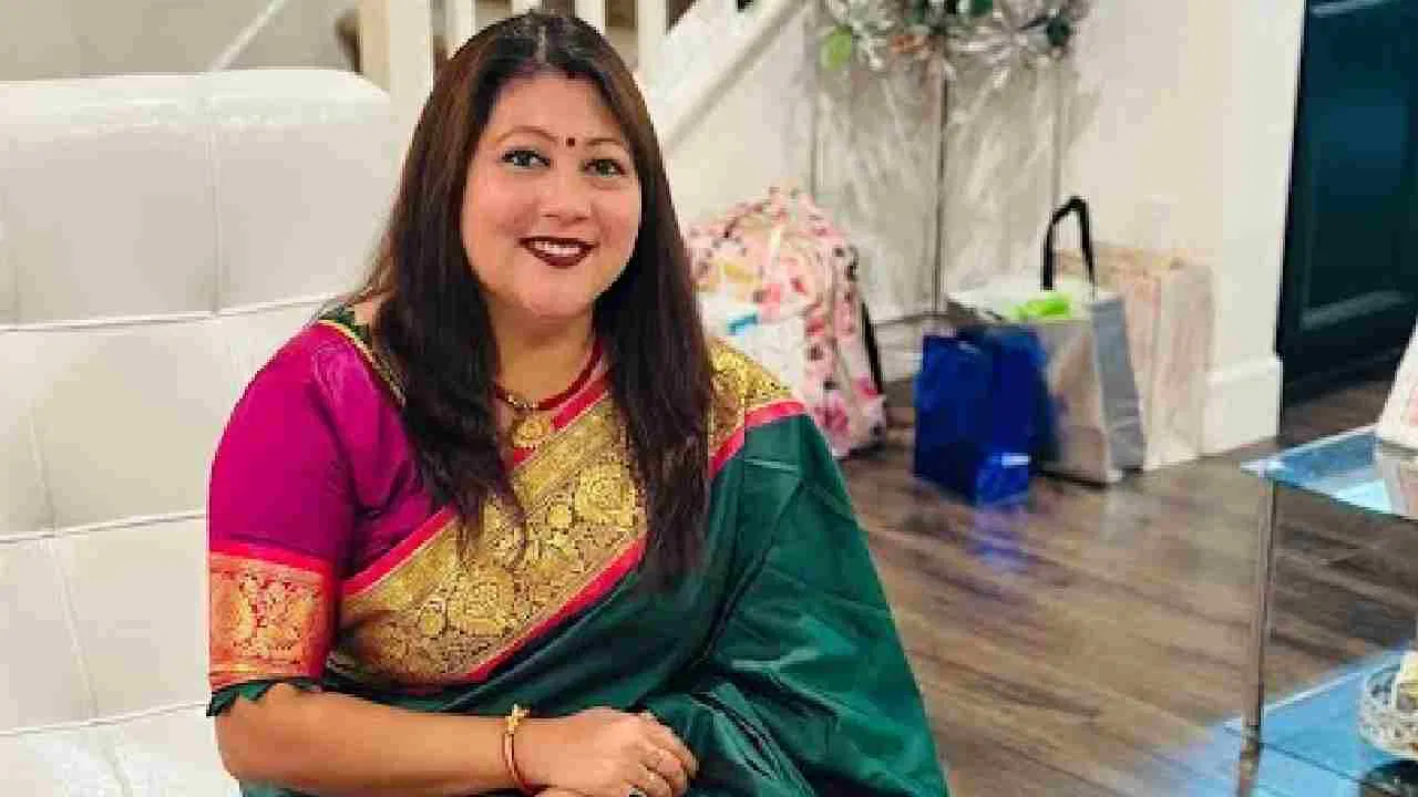 ‘নমস্কার কেমন আছেন সবাই’ – প্রবাসে ঘরকন্না’র মহুয়া গঙ্গোপাধ্যায়ের সোশ্যাল মিডিয়া থেকে আয় কত জানেন ? - West Bengal News 24