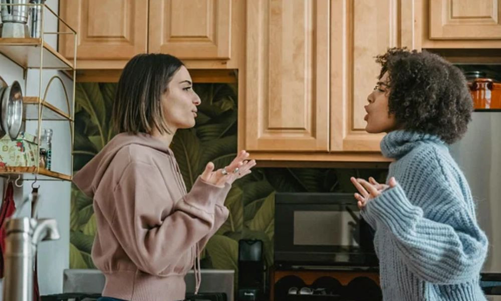 ভালো থাকতে যে ধরনের মানুষকে এড়িয়ে চলবেন - West Bengal News 24 ভালো থাকতে যে ধরনের মানুষকে এড়িয়ে চলবেন - West Bengal News 24