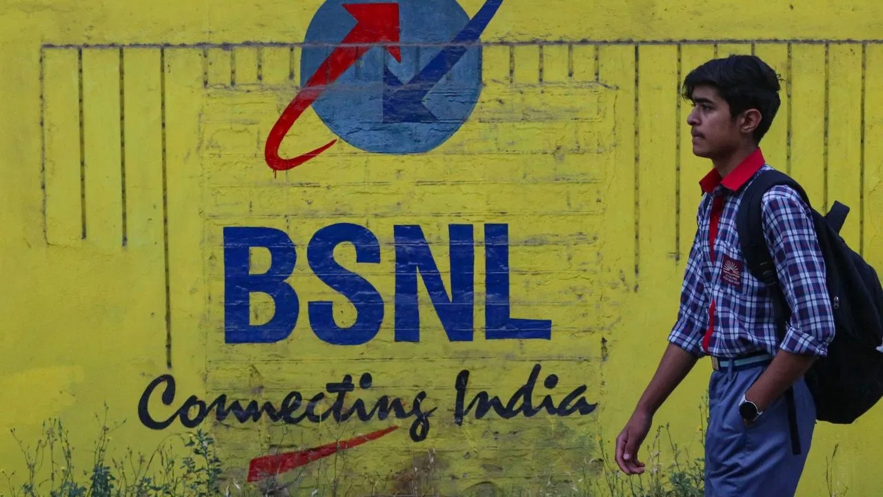 ৯৯ টাকার ‘ভয়েস-অনলি’ প্ল্যানে বিনামূল্যে বিআইটিভি, বিএসএনএলের সস্তার অফার - West Bengal News 24