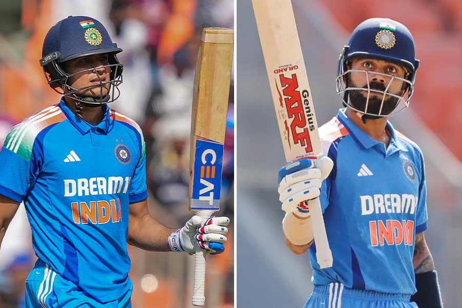 চেনা ফর্মে বিরাট, ৯৫ বলে শতরান হাঁকালেন সহ অধিনায়ক শুভমান গিল - West Bengal News 24 চেনা ফর্মে বিরাট, ৯৫ বলে শতরান হাঁকালেন সহ অধিনায়ক শুভমান গিল - West Bengal News 24