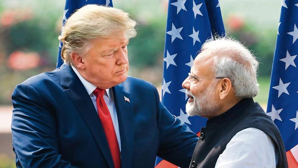 ট্রাম্পের শুল্কের খাঁড়ায় এবার ভারতীয় পণ্যের দাম বাড়ছে - West Bengal News 24