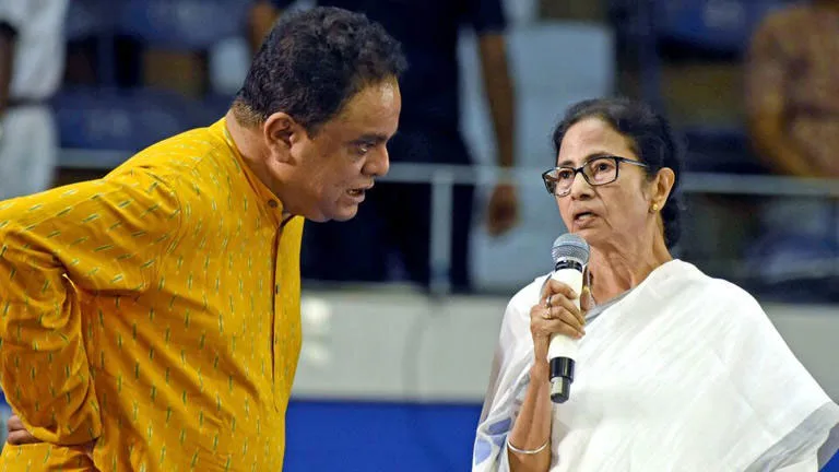 “চাকরি যাওয়ার পিছনে দায়ী বামপন্থী আইনজীবী বিকাশরঞ্জন ভট্টাচার্য, যোগ্য শিক্ষকদের চাকরি রক্ষার দায় রাজ্যের” – নেতাজি ইন্ডোরে ঘোষণা মুখ্যমন্ত্রীর - West Bengal News 24 “চাকরি যাওয়ার পিছনে দায়ী বামপন্থী আইনজীবী বিকাশরঞ্জন ভট্টাচার্য, যোগ্য শিক্ষকদের চাকরি রক্ষার দায় রাজ্যের” – নেতাজি ইন্ডোরে ঘোষণা মুখ্যমন্ত্রীর - West Bengal News 24