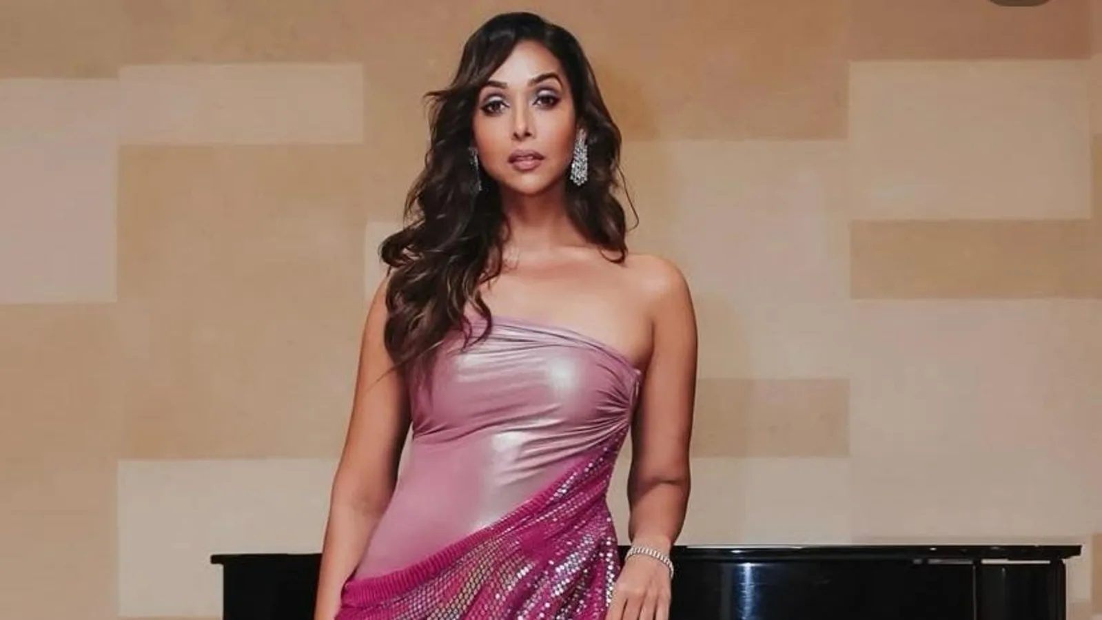 Anupriya Goenka : অন্তরঙ্গ দৃশ্যে নিয়ন্ত্রণ হারান অভিনেতা, যা করেছিলেন অনুপ্রিয়া - West Bengal News 24 Anupriya Goenka : অন্তরঙ্গ দৃশ্যে নিয়ন্ত্রণ হারান অভিনেতা, যা করেছিলেন অনুপ্রিয়া - West Bengal News 24