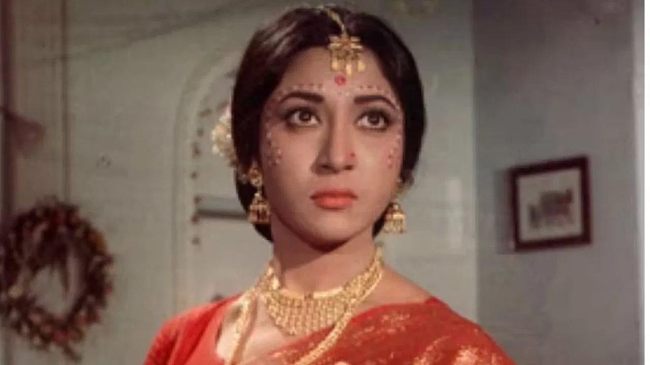 Mala Sinha : সব টাকা দেহব্যবসা করে কামিয়েছি, আদালতে স্বীকারোক্তি বলিউডের এক নম্বর নায়িকার - West Bengal News 24 Mala Sinha : সব টাকা দেহব্যবসা করে কামিয়েছি, আদালতে স্বীকারোক্তি বলিউডের এক নম্বর নায়িকার - West Bengal News 24