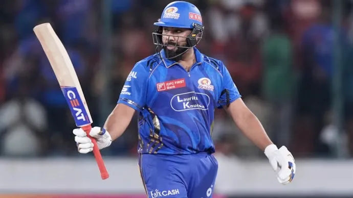 আরও একবার নায়ক রোহিত, হায়দরাবাদকে হারিয়ে আইপিএলে গতি বাড়াল মুম্বই - West Bengal News 24 আরও একবার নায়ক রোহিত, হায়দরাবাদকে হারিয়ে আইপিএলে গতি বাড়াল মুম্বই - West Bengal News 24
