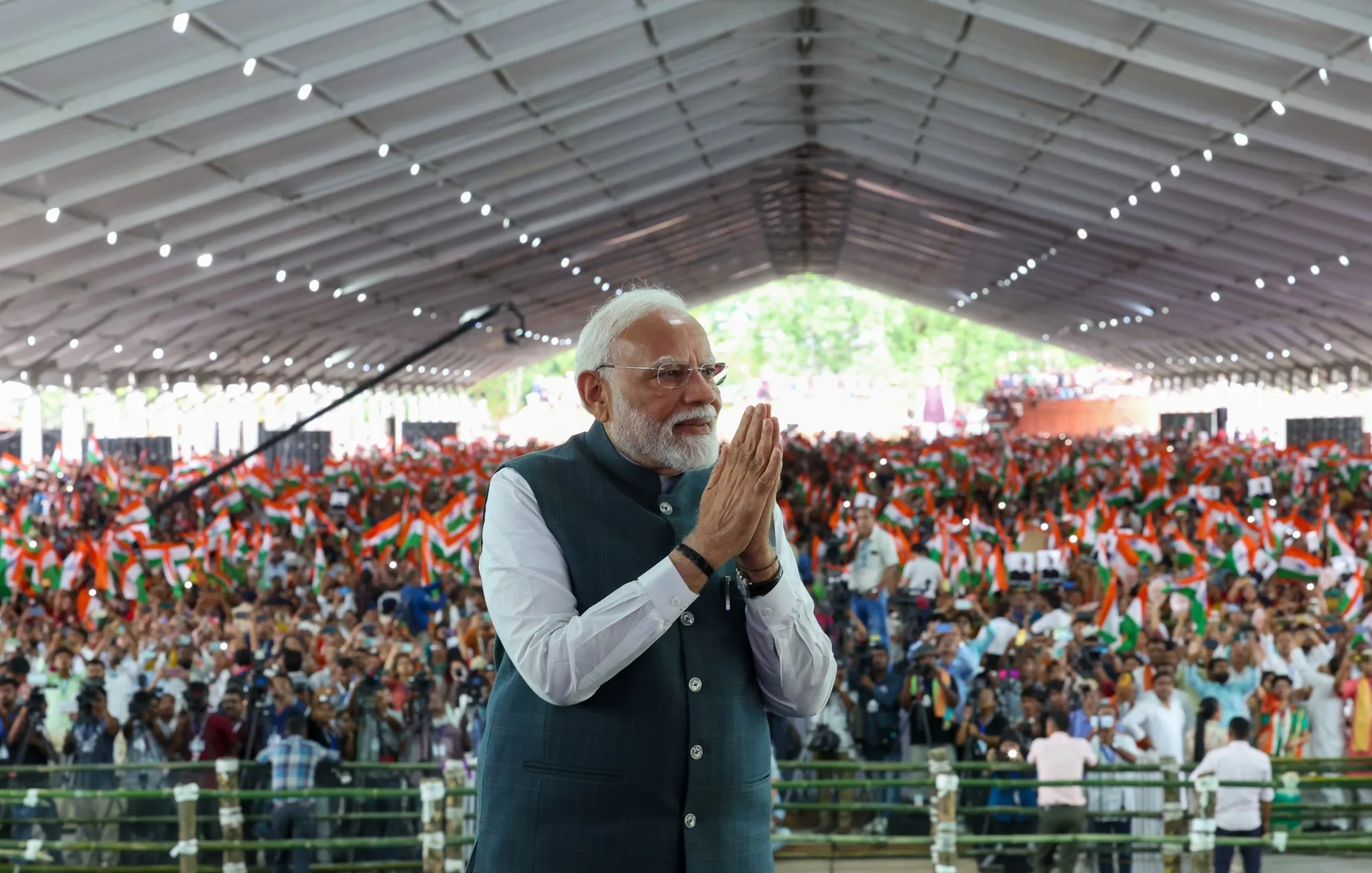 আলিপুরদুয়ারে প্রাকৃতিক গ্যাস প্রকল্পের সূচনা, ‘বাংলার উন্নয়ন ভারতের ভবিষ্যতের ভিত্তি’, বললেন প্রধানমন্ত্রী মোদি - West Bengal News 24 আলিপুরদুয়ারে প্রাকৃতিক গ্যাস প্রকল্পের সূচনা, ‘বাংলার উন্নয়ন ভারতের ভবিষ্যতের ভিত্তি’, বললেন প্রধানমন্ত্রী মোদি - West Bengal News 24