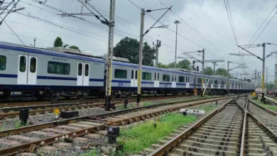 Local AC Train in Kolkata : রানাঘাটে এলো এসি লোকাল, শিগগিরই মিলবে পরিষেবা, শিয়ালদহ পর্যন্ত কত ভাড়া? - West Bengal News 24