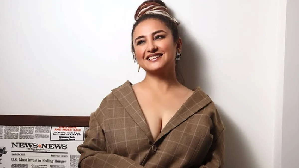 Divya Dutta : পুরুষেরা তাঁর শরীর থেকে ফেরাতে পারে না নজর, ৪৭-এও বিয়ে না করার কারণ! - West Bengal News 24