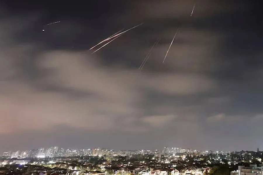 Israel Iran Conflict Updates : মোসাদের দপ্তরে হামলার দাবি ইরানের, ধরা পড়ল ২৮ ইজরায়েলি গুপ্তচর - West Bengal News 24