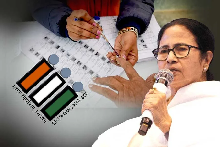 Mamata Banerjee : ‘নির্বাচন কমিশনের ডিক্লারেশন ফর্মে জন্মসাল কেন বাধ্যতামূলক?’- কমিশনের বিরুদ্ধে ক্ষোভ প্রকাশ করলেন মুখ্যমন্ত্রী মমতা - West Bengal News 24