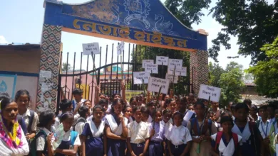 লালগড়ের নেতাই হাইস্কুলে শিক্ষক সঙ্কট, পড়ুয়াদের বিক্ষোভে স্কুলে তালা - West Bengal News 24