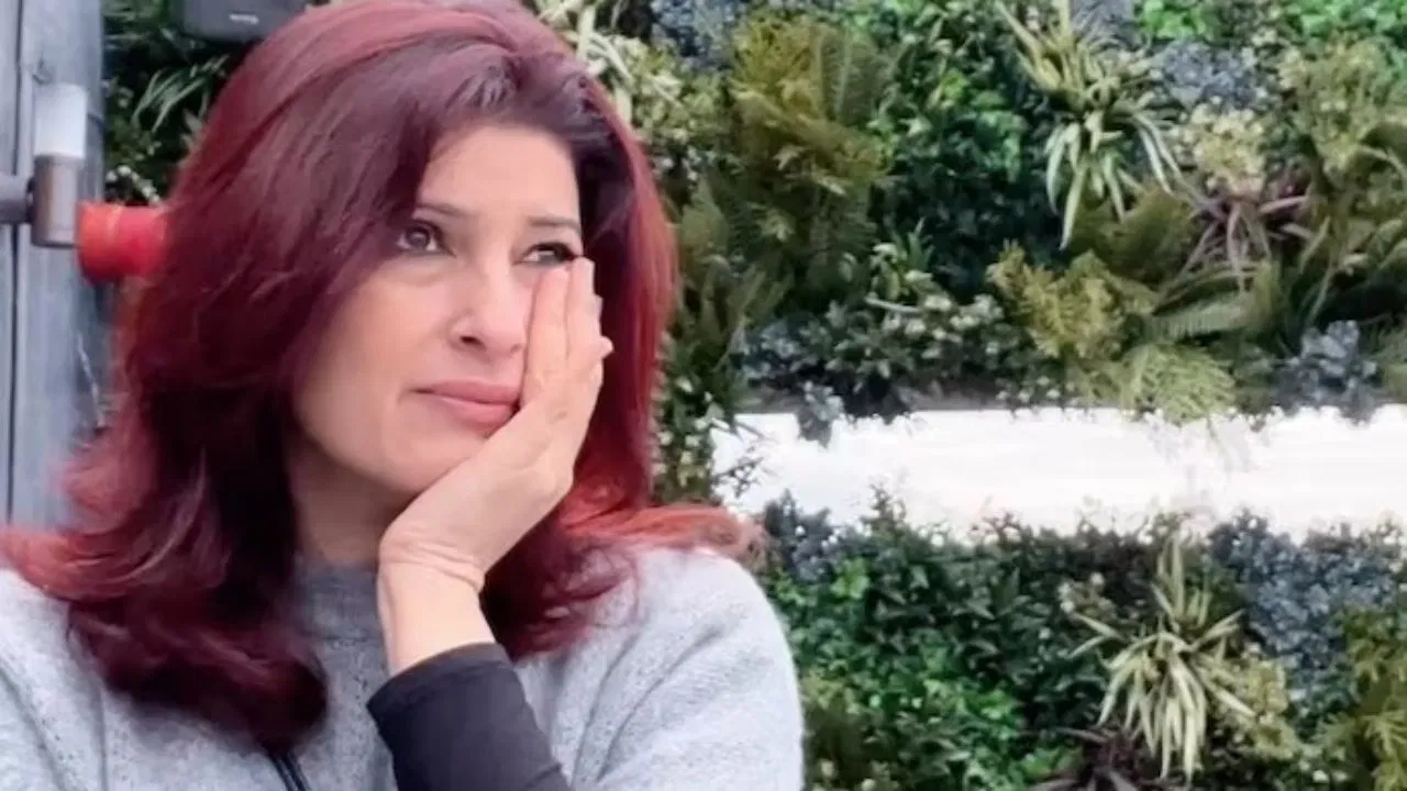 Twinkle Khanna : মেয়েকে উলঙ্গ করে রাস্তা দিয়ে হাঁটানো? ভয়ানক শাস্তি ডিম্পলের - West Bengal News 24