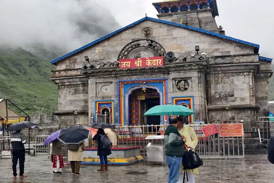 Kedarnath Yatra : টানা বৃষ্টিতে ধস কেদারনাথের যাত্রাপথে, মৃত্যু ১ পুণ্যার্থীর, বন্ধ হল যাত্রা - West Bengal News 24