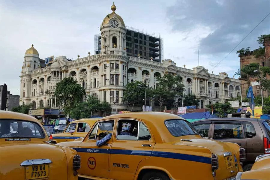 Kolkata Weather : সপ্তাহান্তে রোদের ঝলক, নিম্নচাপ কি বিদায় নিল বাংলা থেকে? - West Bengal News 24