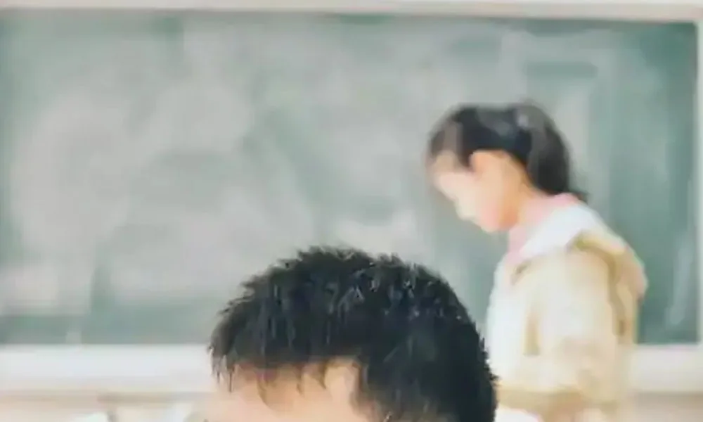 ১৬ বছরের ছাত্রের সঙ্গে অনৈতিক সম্পর্ক, গ্রেপ্তার শিক্ষিকা - West Bengal News 24