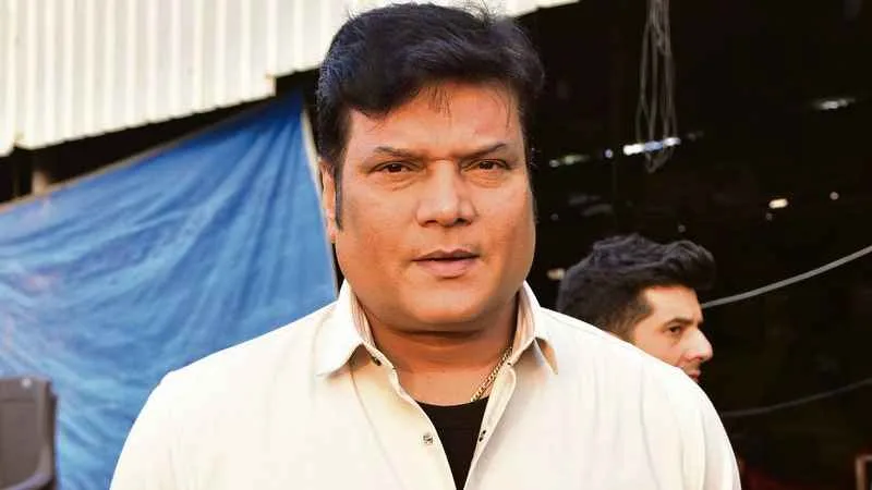 Dayanand Shetty : অভিনেত্রীর সঙ্গে পরকীয়ায় জড়িয়ে পড়েন ‘ইন্সপেক্টর দয়া’ - West Bengal News 24 Dayanand Shetty : অভিনেত্রীর সঙ্গে পরকীয়ায় জড়িয়ে পড়েন ‘ইন্সপেক্টর দয়া’ - West Bengal News 24