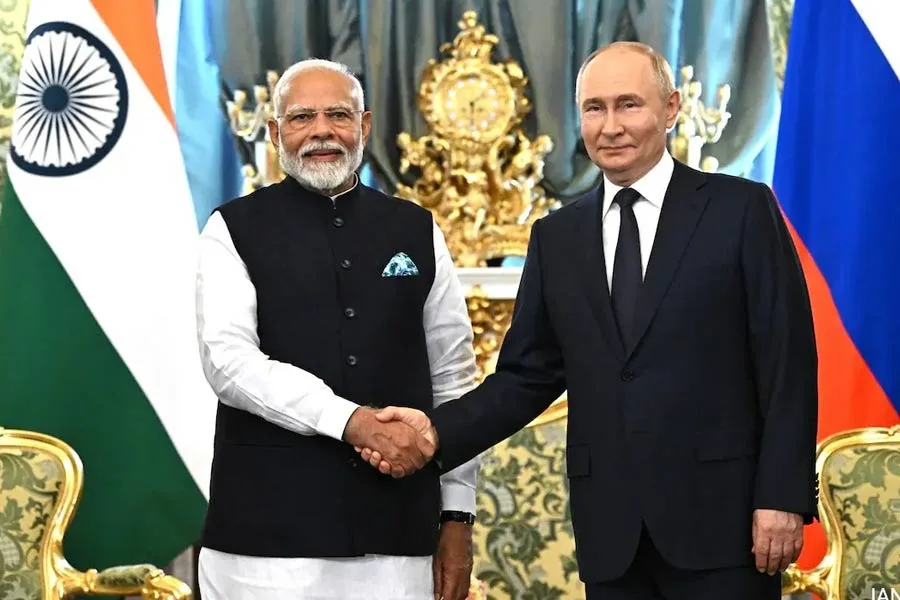 Narendra Modi and Vladimir Putin : এই মাসেই ভারতে আসছেন পুতিন! ট্রাম্পের ‘শুল্কবাণ’-এর মাঝেও রাশিয়ার সঙ্গে সুসম্পর্কে জোর নয়াদিল্লির - West Bengal News 24 Narendra Modi and Vladimir Putin : এই মাসেই ভারতে আসছেন পুতিন! ট্রাম্পের ‘শুল্কবাণ’-এর মাঝেও রাশিয়ার সঙ্গে সুসম্পর্কে জোর নয়াদিল্লির - West Bengal News 24