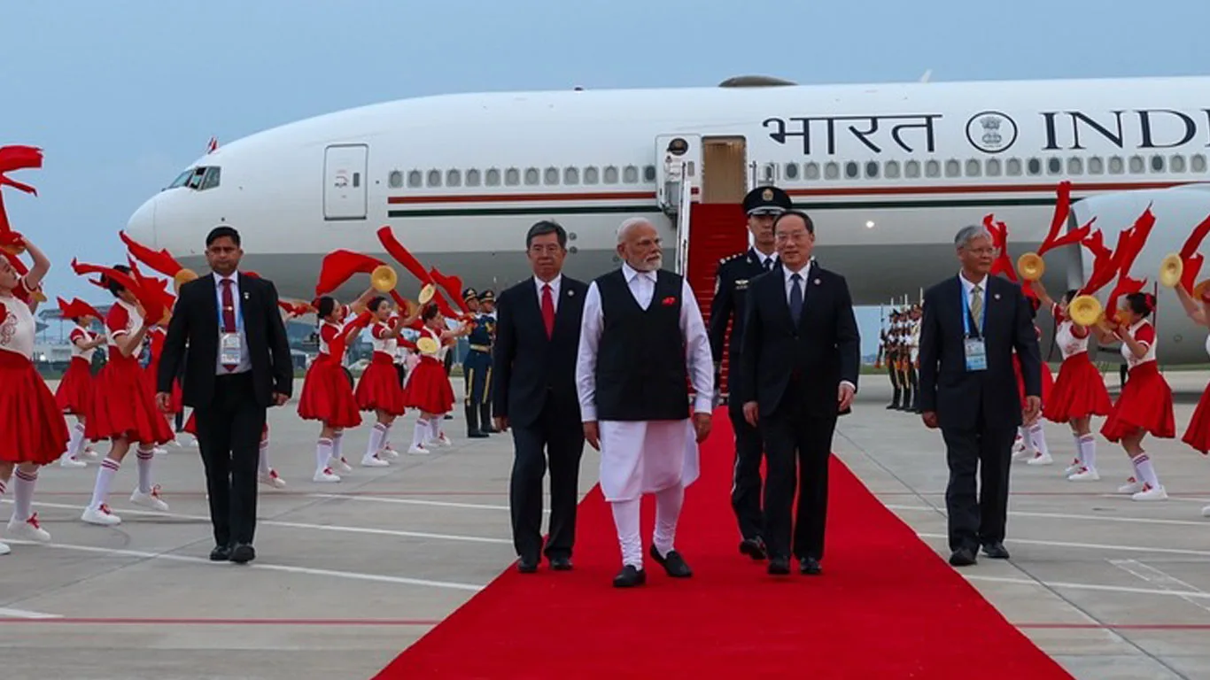 Narendra Modi : জাপান সফর সেরে চিনে মোদি, কিম-পুতিনও হাজির, ‘চৈনিক চালে’ চাপে ট্রাম্প! - West Bengal News 24